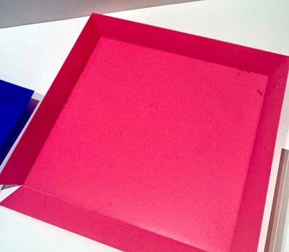 Puzzle or board game box support